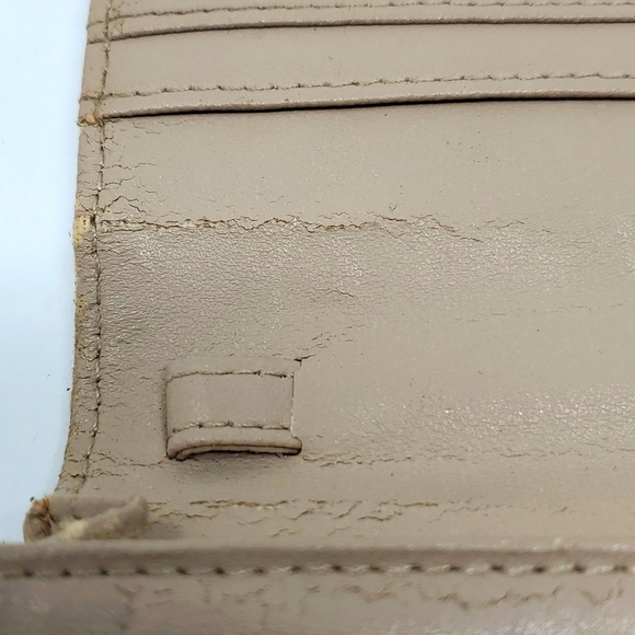 Buxton Wallet Tan Key Chain and Checkbook Cover - Picture 6 of 7